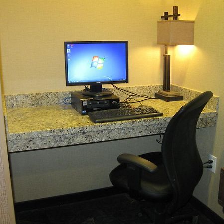 Little Missouri Inn & Suites New Town Buitenkant foto