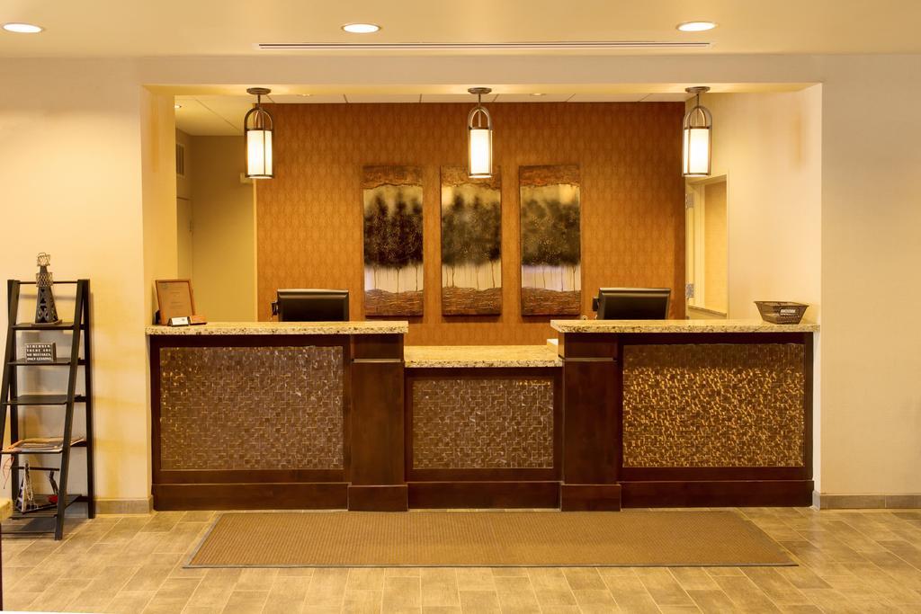 Little Missouri Inn & Suites New Town Buitenkant foto