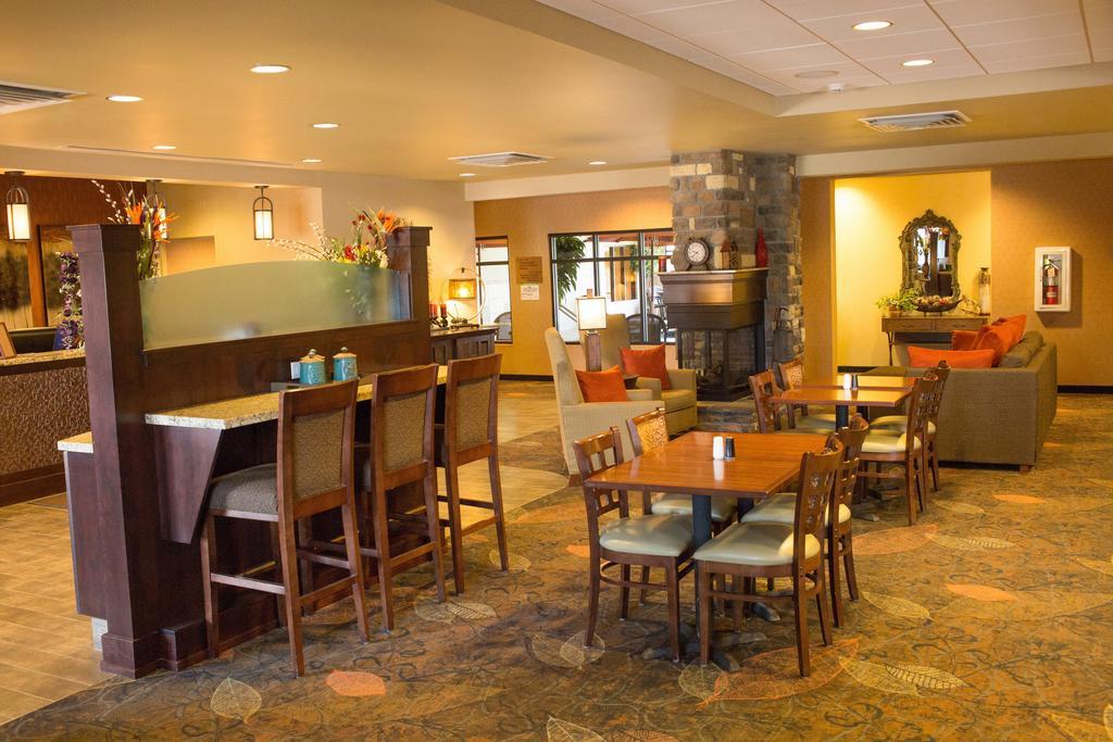 Little Missouri Inn & Suites New Town Buitenkant foto
