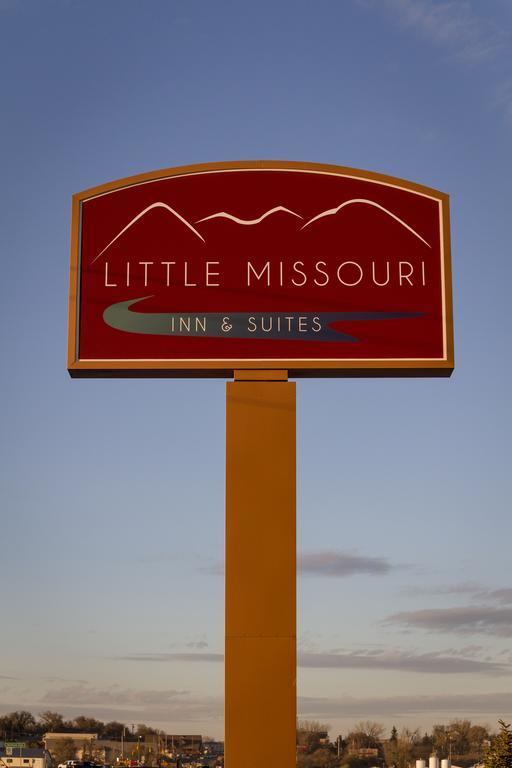 Little Missouri Inn & Suites New Town Buitenkant foto