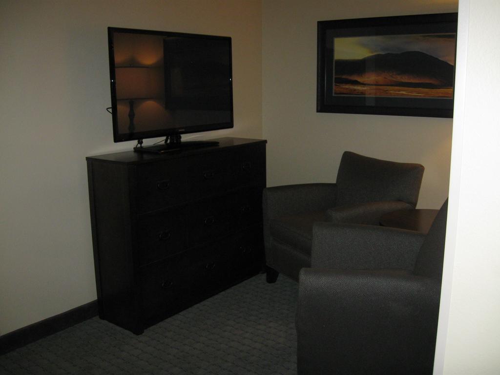 Little Missouri Inn & Suites New Town Kamer foto