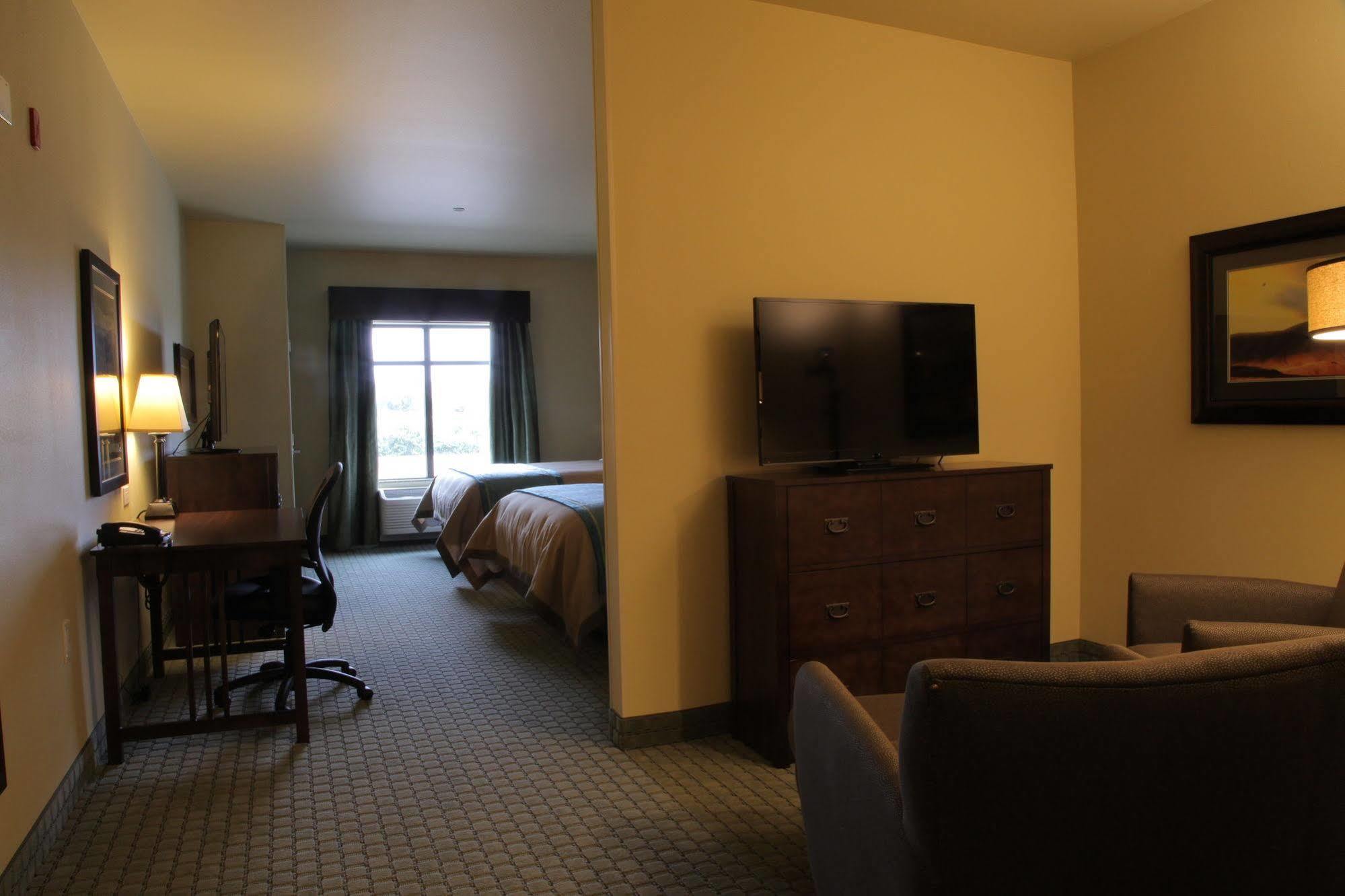 Little Missouri Inn & Suites New Town Buitenkant foto